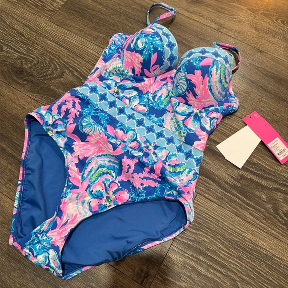 Lilly Pulitzer Palma one piece swimsuit - Picture 12 of 12